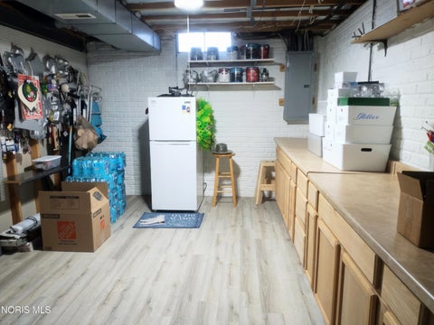 Tiny photo for 6167 White Oak Drive, Toledo, OH 43615 (MLS # 10011414)