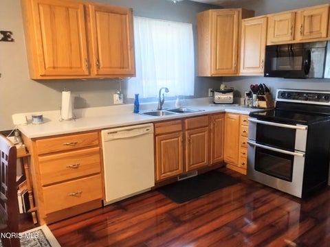 Tiny photo for 6167 White Oak Drive, Toledo, OH 43615 (MLS # 10011414)