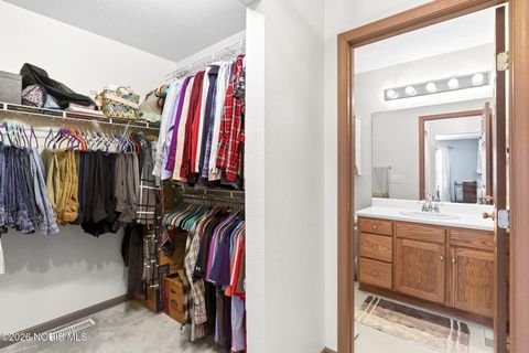 Tiny photo for 28151 Schriber Street, Walbridge, OH 43465 (MLS # 10002939)