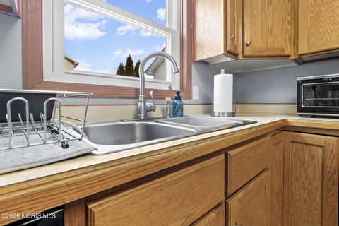 Tiny photo for 28151 Schriber Street, Walbridge, OH 43465 (MLS # 10002939)