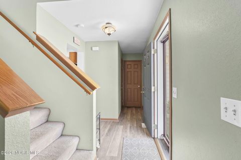 Tiny photo for 28151 Schriber Street, Walbridge, OH 43465 (MLS # 10002939)