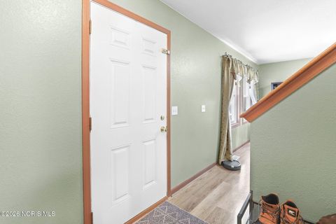 Tiny photo for 28151 Schriber Street, Walbridge, OH 43465 (MLS # 10002939)