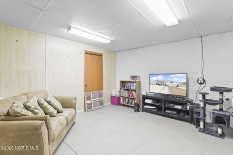 Tiny photo for 28151 Schriber Street, Walbridge, OH 43465 (MLS # 10002939)