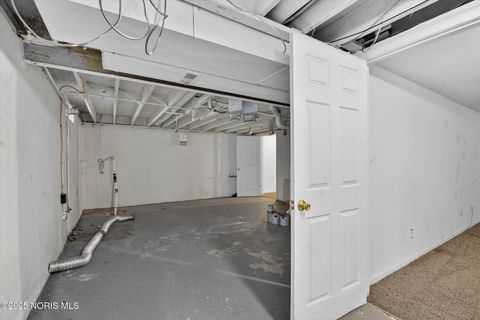 Tiny photo for 4224 Shade Tree Drive, Toledo, OH 43615 (MLS # 10002368)