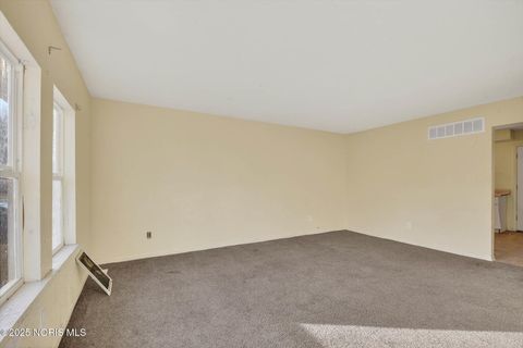 Tiny photo for 4224 Shade Tree Drive, Toledo, OH 43615 (MLS # 10002368)