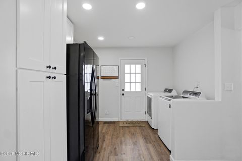 Tiny photo for 636 Woodward Avenue, Fostoria, OH 44830 (MLS # 10003795)