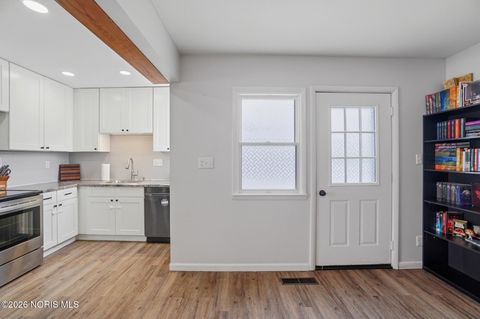 Tiny photo for 636 Woodward Avenue, Fostoria, OH 44830 (MLS # 10003795)