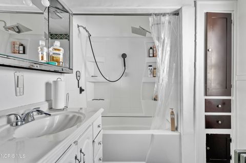 Tiny photo for 1806 Jermain Drive, Toledo, OH 43606 (MLS # 10004765)