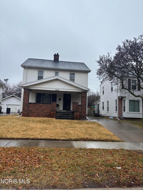 Photo of 1806 Jermain Drive, Toledo, OH 43606 (MLS # 10004765)