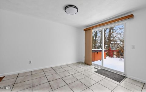 Tiny photo for 6241 W Pembridge Drive, Toledo, OH 43615 (MLS # 10004454)