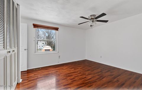 Tiny photo for 6241 W Pembridge Drive, Toledo, OH 43615 (MLS # 10004454)