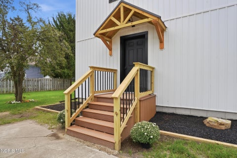 Tiny photo for 24410 W Second Street, Grand Rapids, OH 43522 (MLS # 10014325)