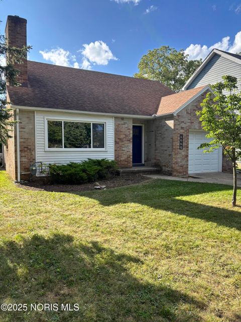 Photo of 2227 Cheltenham Road, Toledo, OH 43606 (MLS # 10001340)