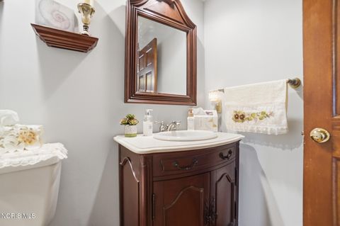 Tiny photo for 2118 S Lake Court, Findlay, OH 45840 (MLS # 10006008)