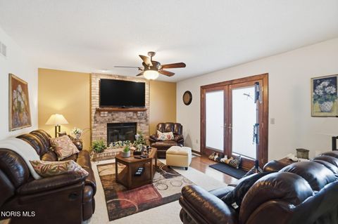 Tiny photo for 2118 S Lake Court, Findlay, OH 45840 (MLS # 10006008)