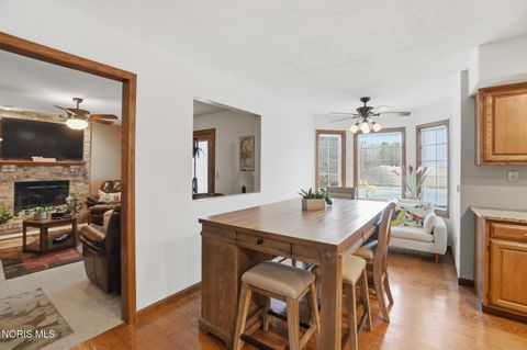 Tiny photo for 2118 S Lake Court, Findlay, OH 45840 (MLS # 10006008)