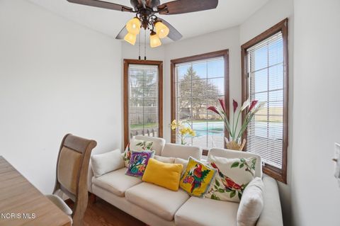 Tiny photo for 2118 S Lake Court, Findlay, OH 45840 (MLS # 10006008)