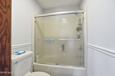 Tiny photo for 2118 S Lake Court, Findlay, OH 45840 (MLS # 10006008)