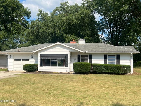 Photo of 40 Valley View Place, Tiffin, OH 44883 (MLS # 10013435)