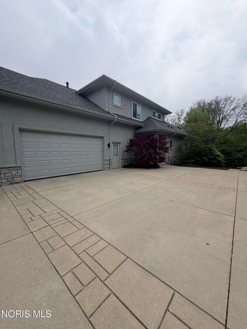Tiny photo for 1198 Brookwoode RD, Perrysburg, OH 43551 (MLS # 10007606)