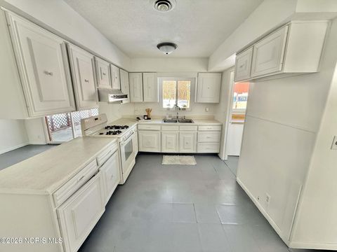 Tiny photo for 11530 Shaffer Road, Swanton, OH 43558 (MLS # 10004032)