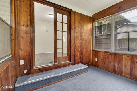 Tiny photo for 1489 Amesbury Road, Toledo, OH 43612 (MLS # 10008336)