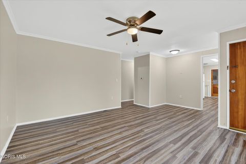 Tiny photo for 1489 Amesbury Road, Toledo, OH 43612 (MLS # 10008336)