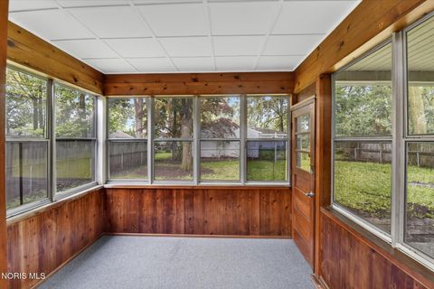 Tiny photo for 1489 Amesbury Road, Toledo, OH 43612 (MLS # 10008336)