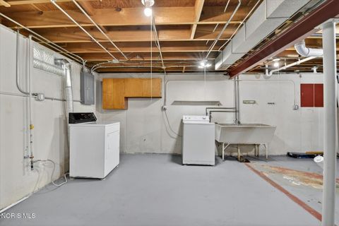 Tiny photo for 1489 Amesbury Road, Toledo, OH 43612 (MLS # 10008336)