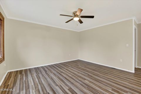 Tiny photo for 1489 Amesbury Road, Toledo, OH 43612 (MLS # 10008336)