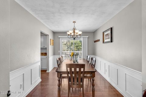 Tiny photo for 6400 Longfellow Road, Sylvania, OH 43560 (MLS # 10002974)