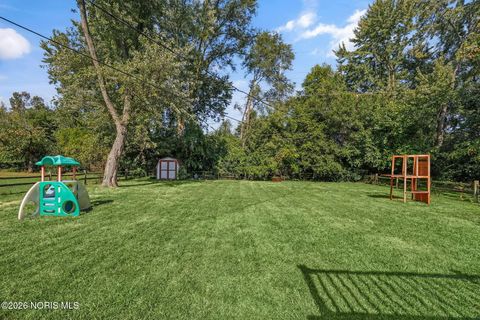 Tiny photo for 6400 Longfellow Road, Sylvania, OH 43560 (MLS # 10002974)