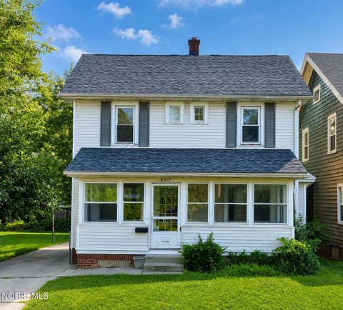 Photo of 4217 Asbury Drive, Toledo, OH 43612 (MLS # 10010522)