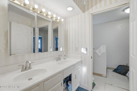 Tiny photo for 911 Shearwood Drive, Perrysburg, OH 43551 (MLS # 10003273)