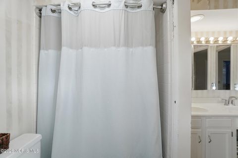 Tiny photo for 911 Shearwood Drive, Perrysburg, OH 43551 (MLS # 10003273)