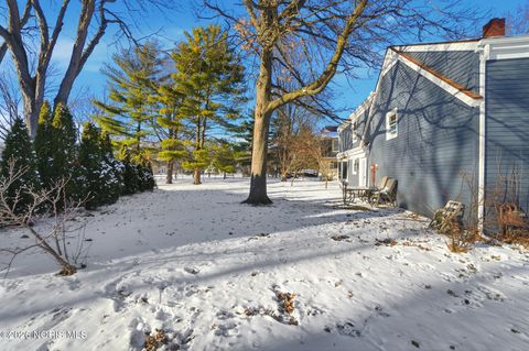 Tiny photo for 911 Shearwood Drive, Perrysburg, OH 43551 (MLS # 10003273)