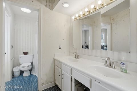 Tiny photo for 911 Shearwood Drive, Perrysburg, OH 43551 (MLS # 10003273)