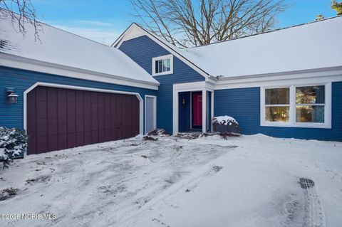 Tiny photo for 911 Shearwood Drive, Perrysburg, OH 43551 (MLS # 10003273)