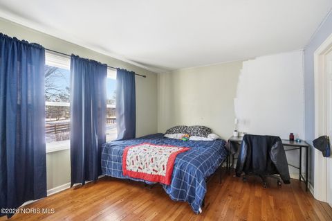 Tiny photo for 911 Shearwood Drive, Perrysburg, OH 43551 (MLS # 10003273)