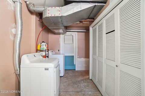 Tiny photo for 911 Shearwood Drive, Perrysburg, OH 43551 (MLS # 10003273)