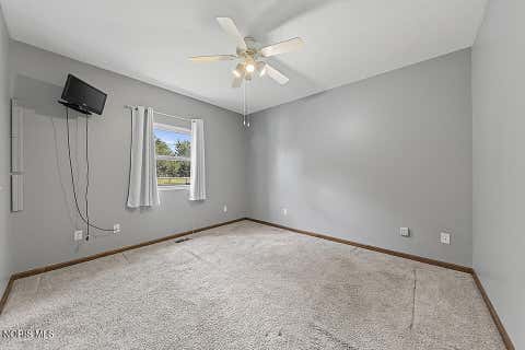 Tiny photo for 1229 Leiser Avenue, Findlay, OH 45840 (MLS # 10009779)