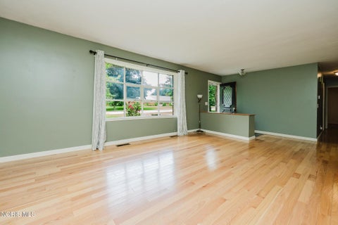 Tiny photo for 2505 Oakmont Drive, Findlay, OH 45840 (MLS # 10010397)