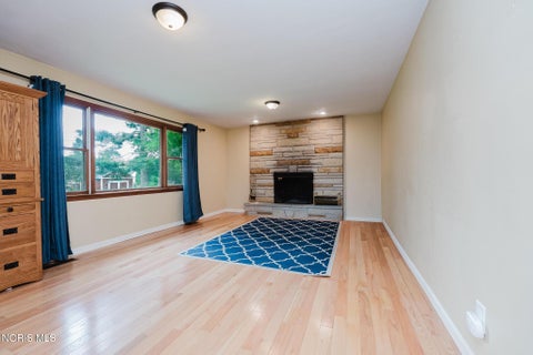 Tiny photo for 2505 Oakmont Drive, Findlay, OH 45840 (MLS # 10010397)