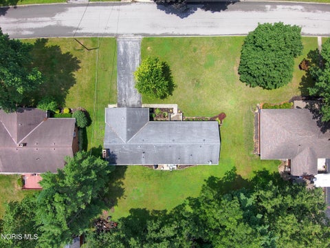 Tiny photo for 2505 Oakmont Drive, Findlay, OH 45840 (MLS # 10010397)