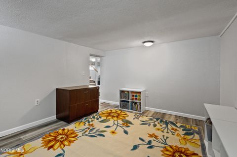 Tiny photo for 604 Valley Drive, Rossford, OH 43460 (MLS # 10007890)