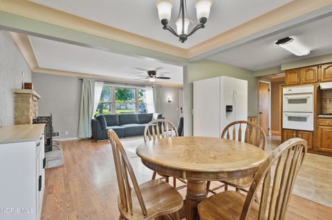 Tiny photo for 604 Valley Drive, Rossford, OH 43460 (MLS # 10007890)