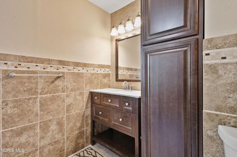 Tiny photo for 604 Valley Drive, Rossford, OH 43460 (MLS # 10007890)