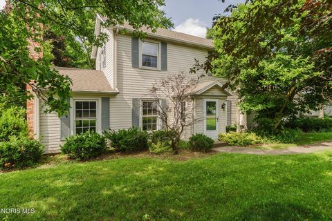 Photo of 1734 W Main Cross Street, Findlay, OH 45840 (MLS # 10009978)