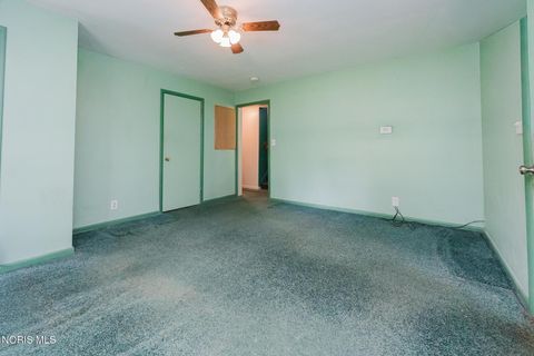 Tiny photo for 1734 W Main Cross Street, Findlay, OH 45840 (MLS # 10009978)