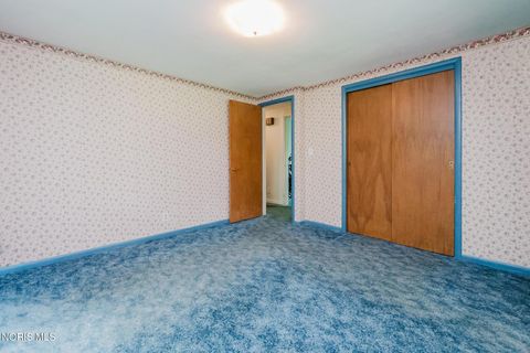Tiny photo for 1734 W Main Cross Street, Findlay, OH 45840 (MLS # 10009978)